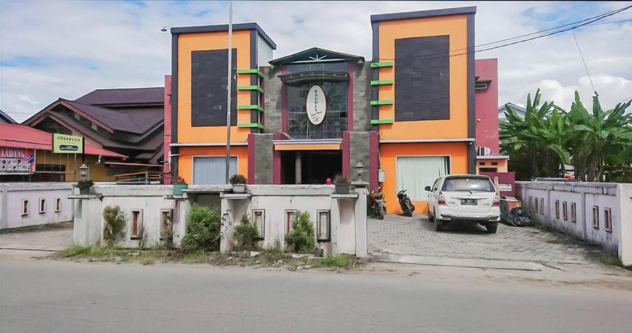 Urbanview Hotel Bagoes Sintang By Reddoorz Eksteriør bilde